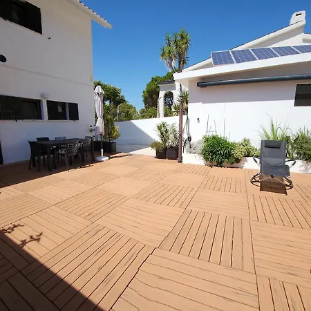 -guest House - Caparica - - Surf Sun And Lisbon Lovers *